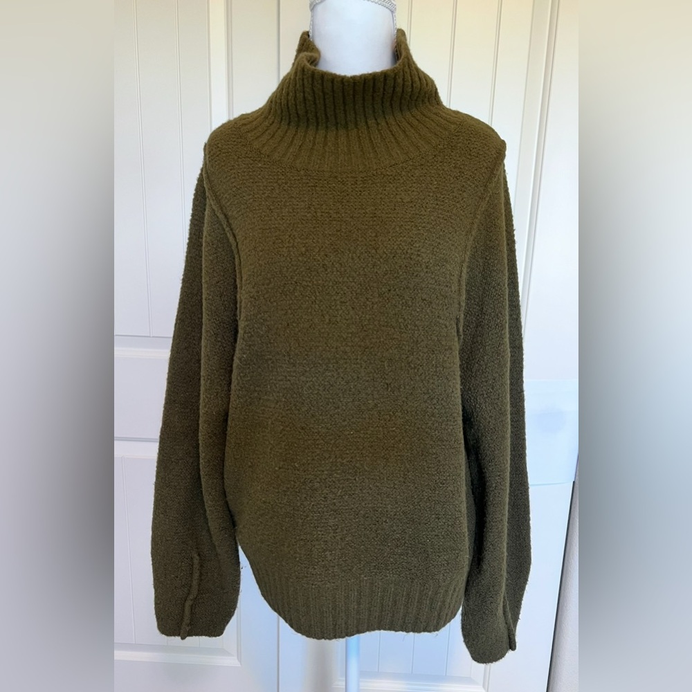 Olive knit cowlneck sweater Sz Medium Lagenlook Comfy Slouchy Fall Winter Spring